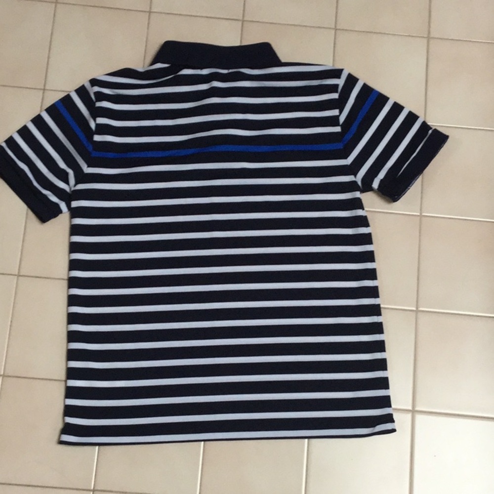Short Sleeved Shirt - Picture 2 of 2